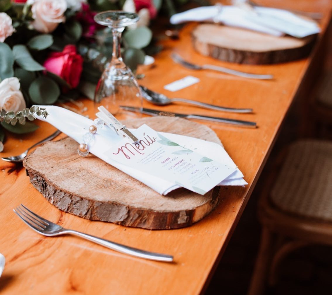 Servilletas de tela elegantes para bodas y eventos en Casa Aragón.